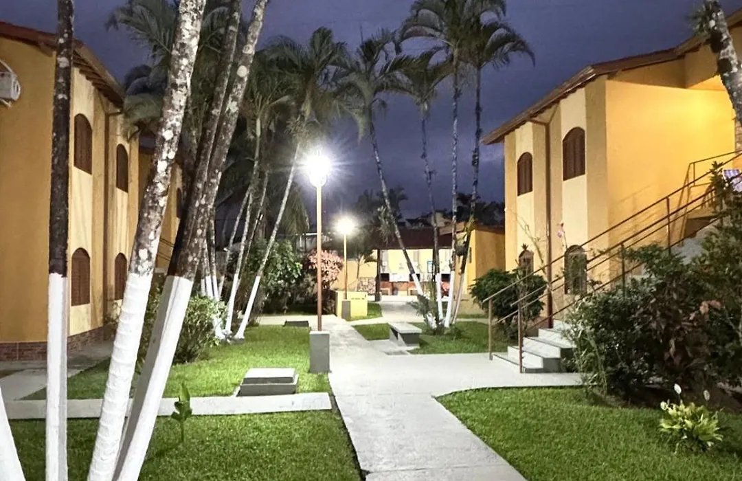 Casa a 500m da Praia do Sape-1
